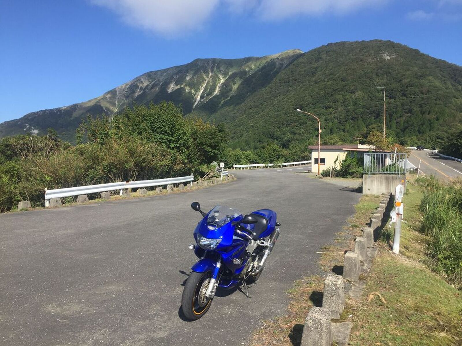 Honda Vtr1000fファイアストーム 伊吹山ドライブウェイ 須賀谷温泉 お市の方の湯 ウェビックコミュニティ