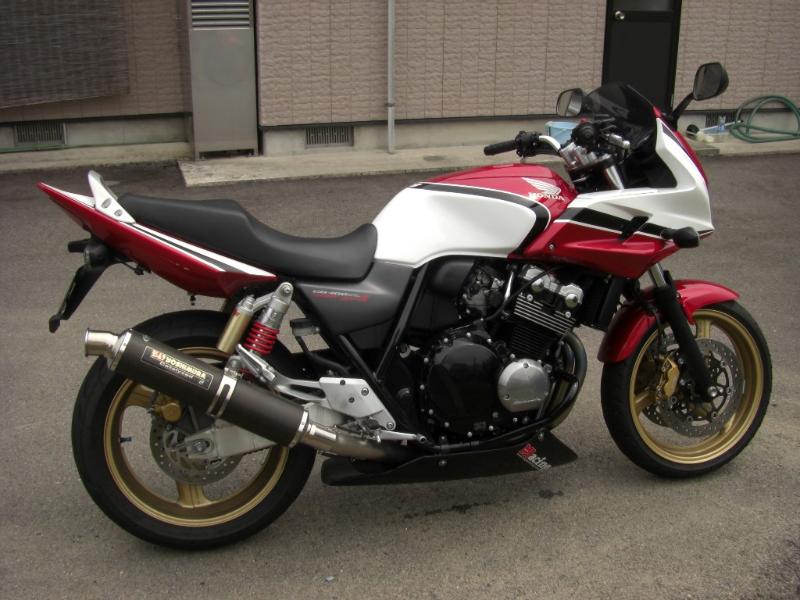 Honda Cb400スーパーボルドール Givi取付けました ウェビックコミュニティ