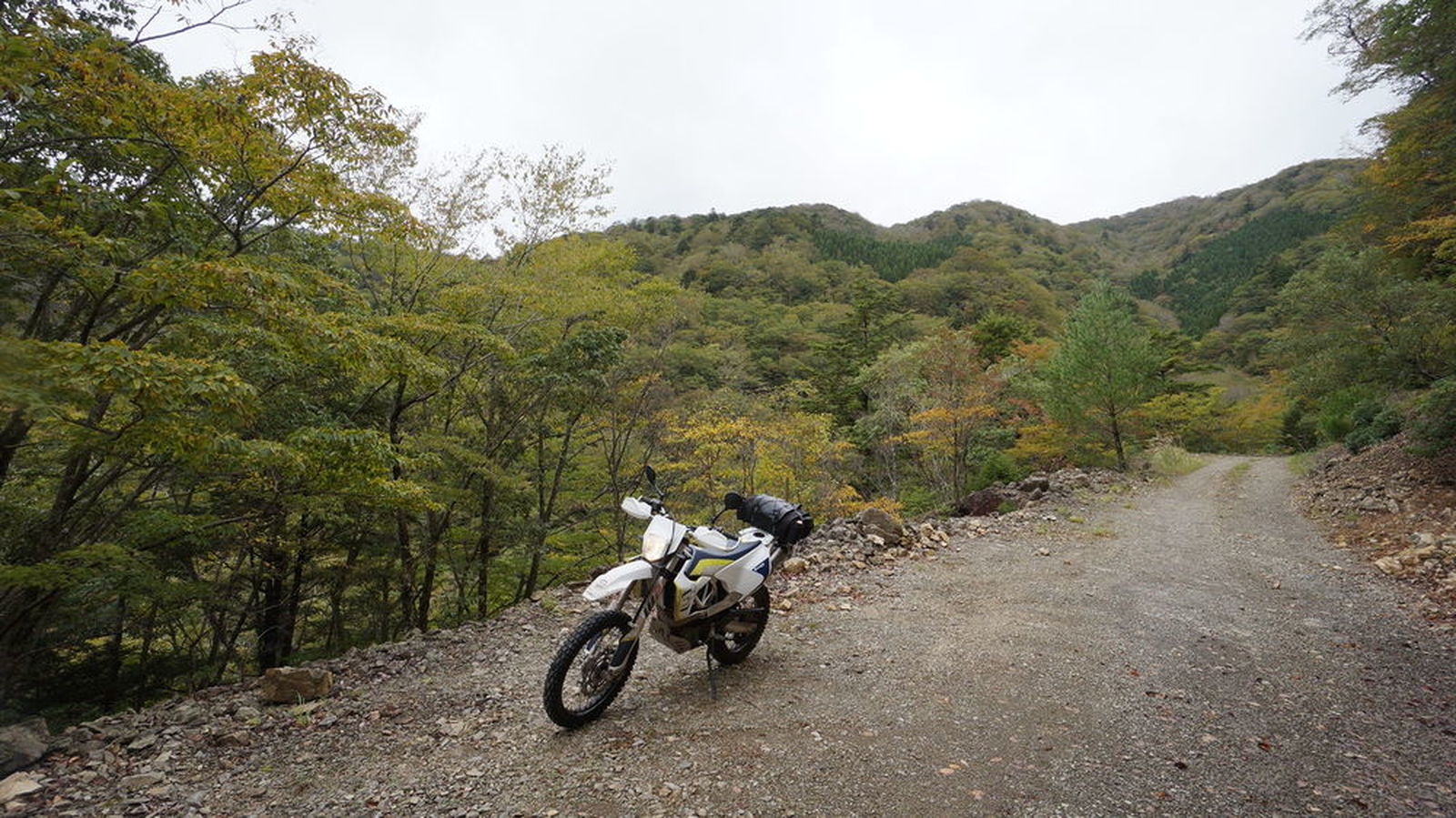 Husqvarna 701エンデューロ 701 内大臣林道 椎矢峠 椎葉林道 熊本県 宮崎県 ウェビックコミュニティ