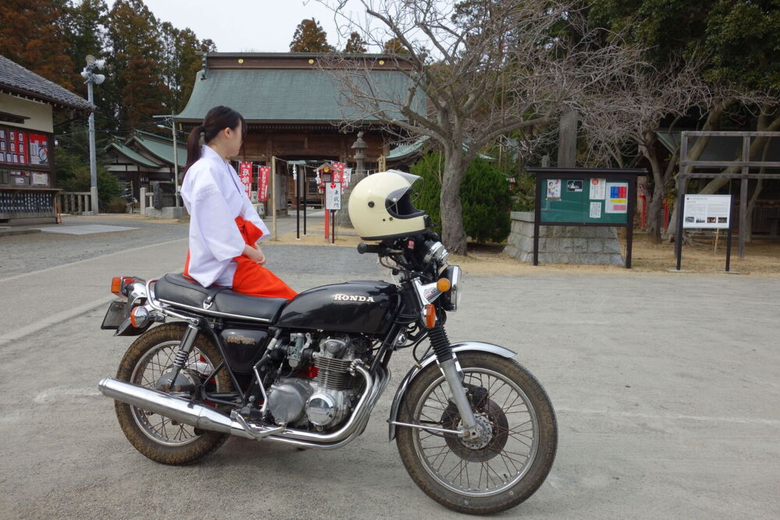 Honda Cb550フォア 隠れバイク神社 常陸第三宮 吉田神社を偵察してきました ウェビックコミュニティ