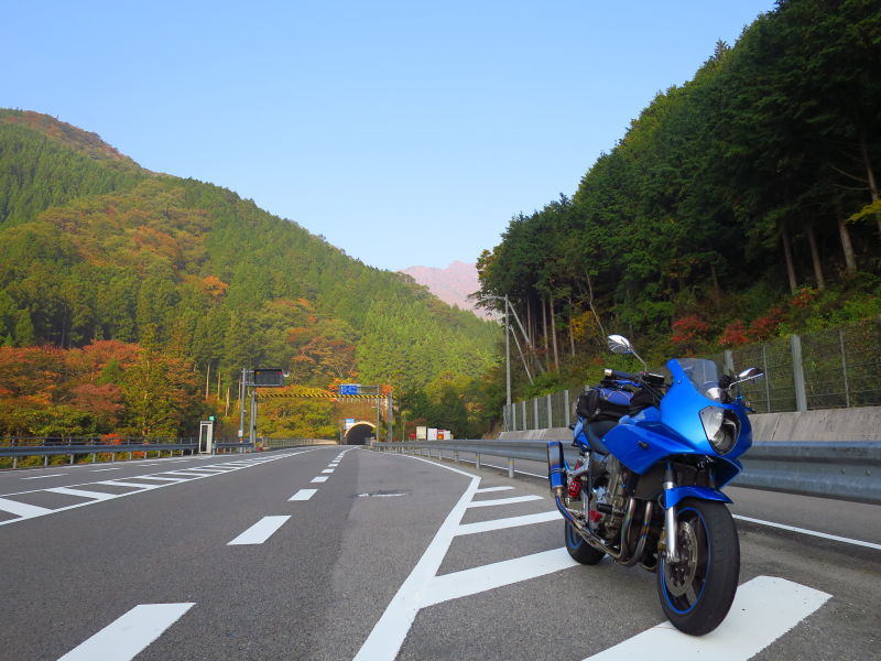 Honda Cb1300スーパーフォア 秋の四国ツーリング 一日目 ウェビックコミュニティ