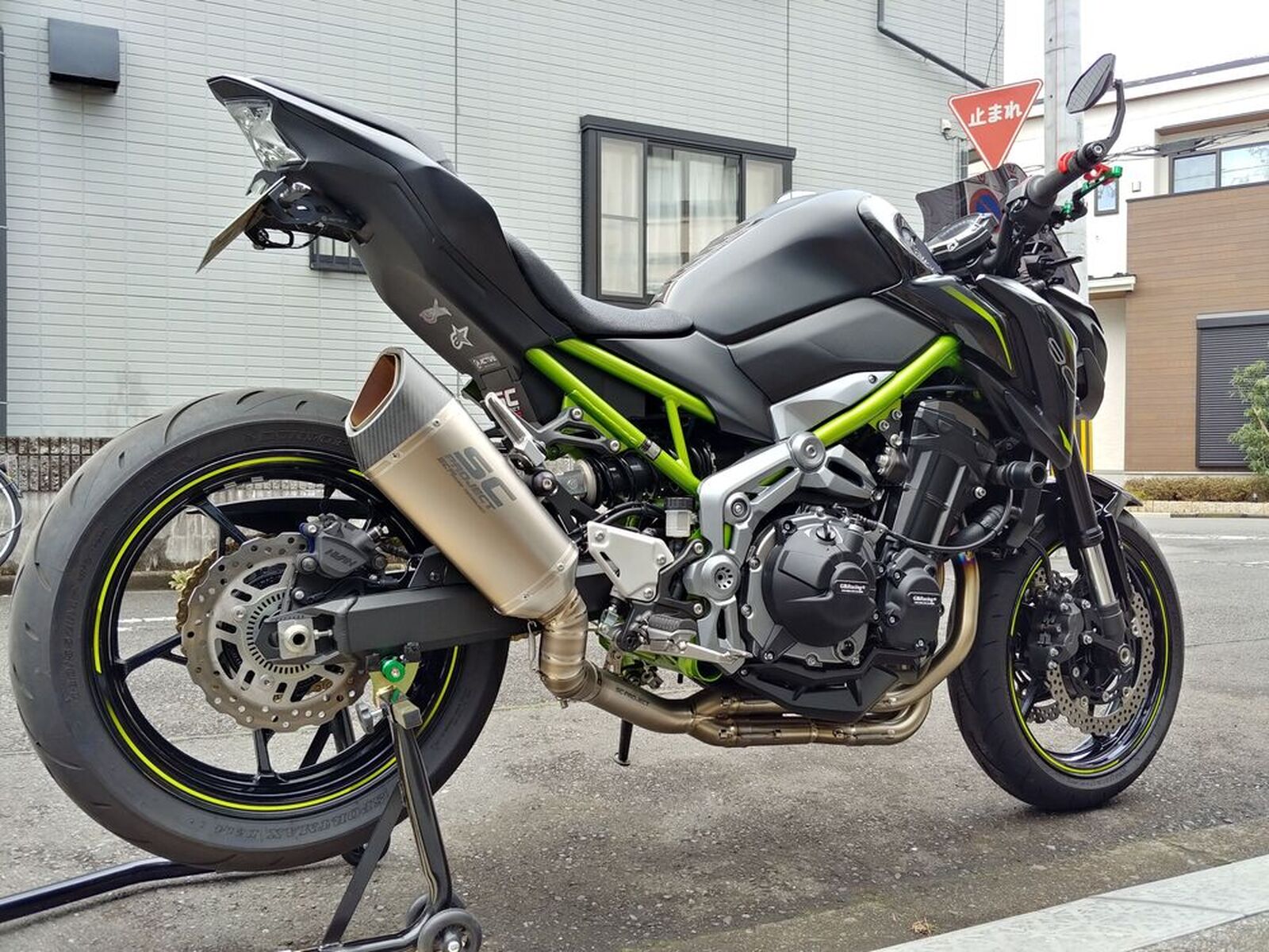 Kawasaki Z900 17 Z900 Gbracing エンジンカバー取付 ウェビックコミュニティ