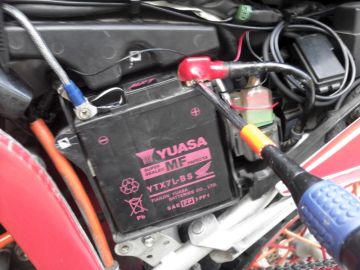 Honda Crf250l バッテリー交換 ｃｒｆ250ｌ ウェビックコミュニティ