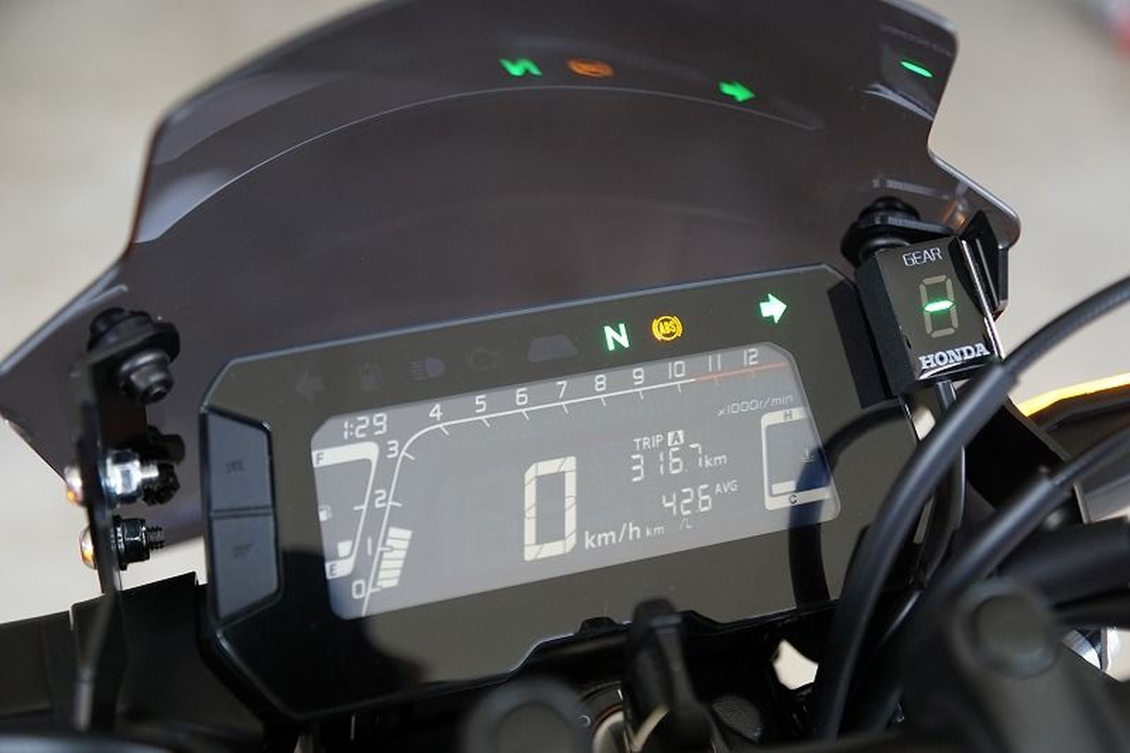 Honda Cb250r Aipro シフトインジケーター取付け ウェビックコミュニティ