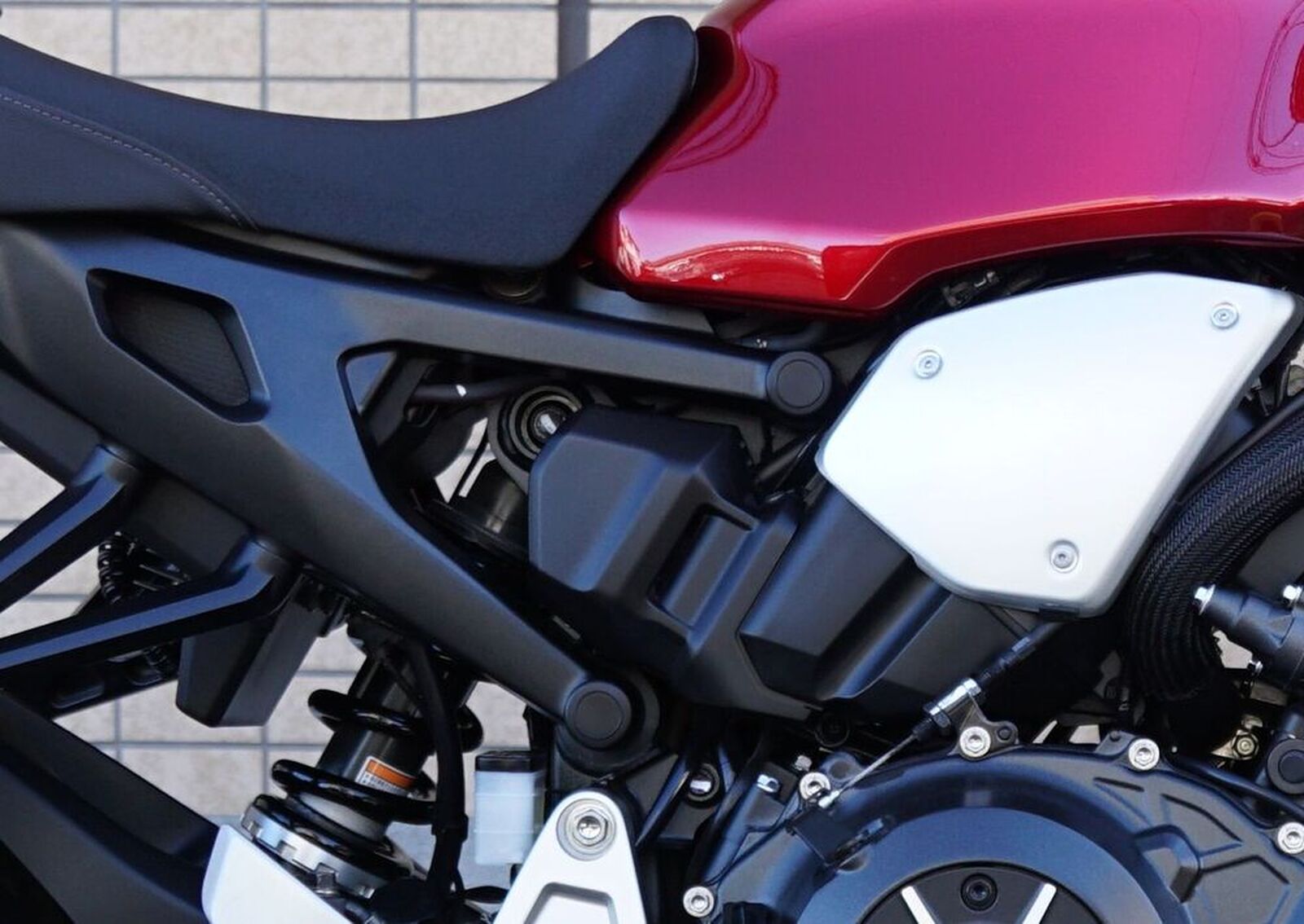 ホンダ Cb1000r 18 カスタムガイド ウェビック