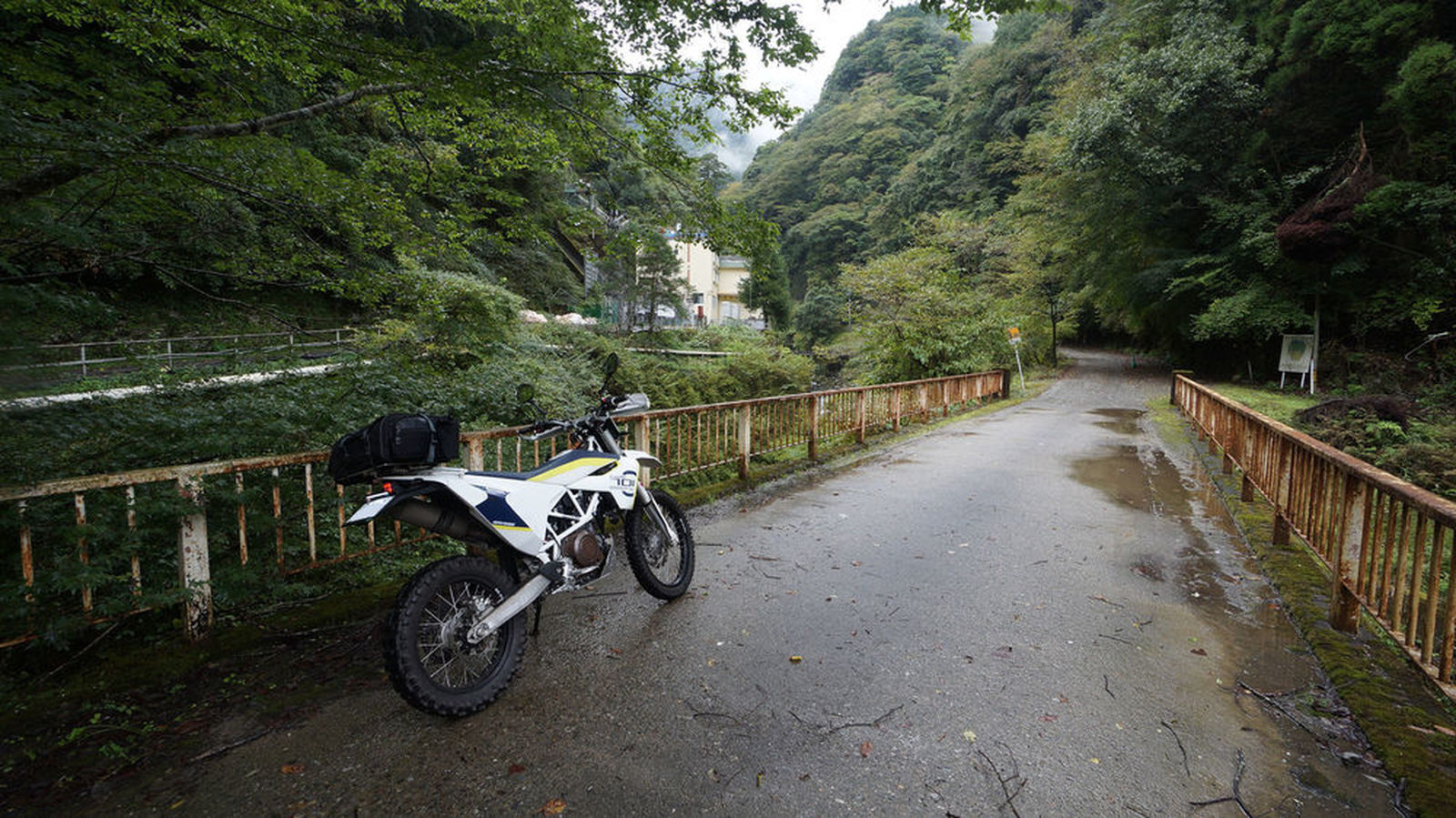 Husqvarna 701エンデューロ 701 内大臣林道 椎矢峠 椎葉林道 熊本県 宮崎県 ウェビックコミュニティ