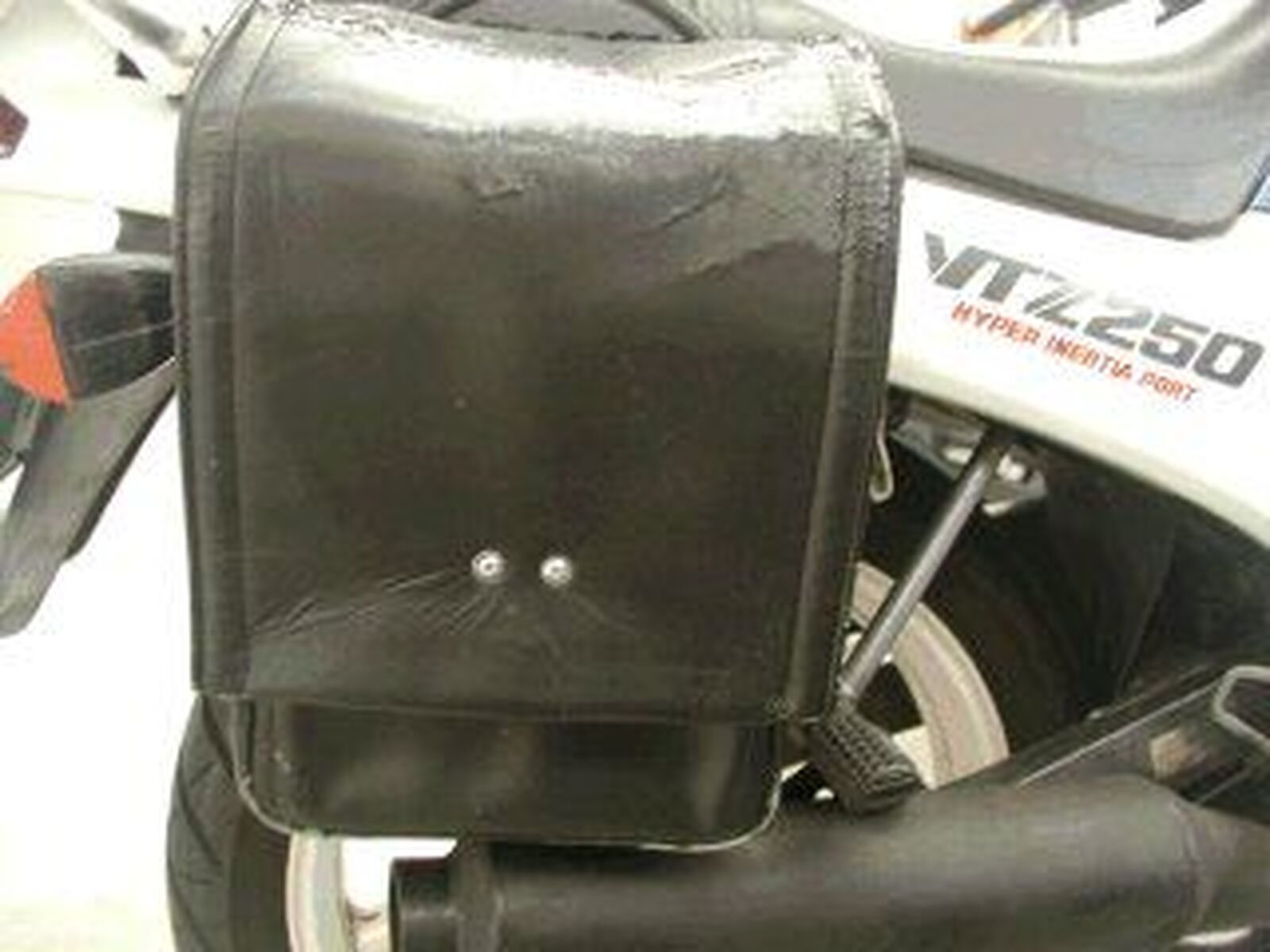 Honda Vtz250 ランドセルを加工して付けてみた ウェビックコミュニティ