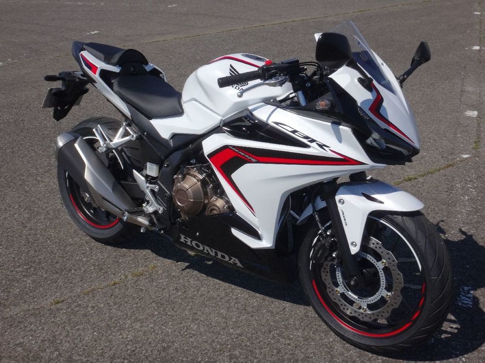 音 巻き戻す 生息地 Cbr400r 新型 Gunmaken Ecodrive Com