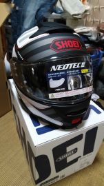 SHOEI:ショウエイ NEOTECII SPLICER[ネオテック2 スプライサー TC-6 WHITE/BLACK]ヘルメットを使った ...