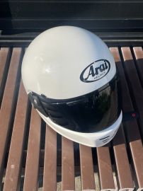 Arai:アライ RAPIDE-NEO [ラパイド・ネオ ホワイト] ヘルメットを使っ