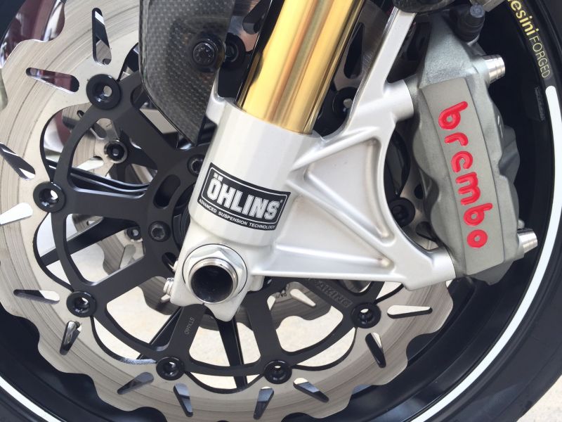 Ducati Monster S4rs Testastretta Ohlins オーリンズ ステッカー を使った R1shuujiさんのバイク用品インプレッションです バイク用品レビュー 口コミ 適合情報 コスパや性能評価は ウェビック