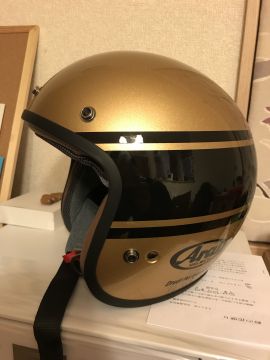 Arai:アライ CLASSIC-MOD BANDAGE [クラシックモッド バンデージ BRONZE]  ヘルメットを使った、SASAさんのバイク用品インプレッションです。バイク用品レビュー、口コミ、適合情報、コスパや性能評価は「ウェビック」