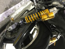 KAWASAKI ZRX400 OHLINS:オーリンズ リアサスペンション レジェンド