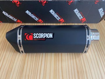 SCORPION:スコーピオン セルケトパラレル スリップオンマフラーを使っ