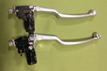 【ふみ品】 SUZUKI スズキ純正部品 レバ-アツシ,クラツチ 57500-25D32 SUZUKI