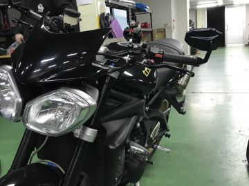 TRIUMPH STREET TRIPLE R DAYTONA:デイトナ 【Highsider：ハイサイダー