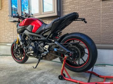 YAMAHA MT-09 rizoma:リゾマ テールライト・テールランプを使った、非