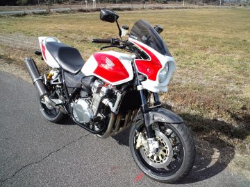 ホンダ Cb1300スーパーフォア ビキニカウル バイクパーツ通販 Webike ホンダ Cb1300スーパーフォア ビキニカウル バイクパーツ通販 Webike