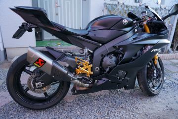 YAMAHA YZF-R6 AKRAPOVIC:アクラポビッチ JMCA仕様 スリップオンライン