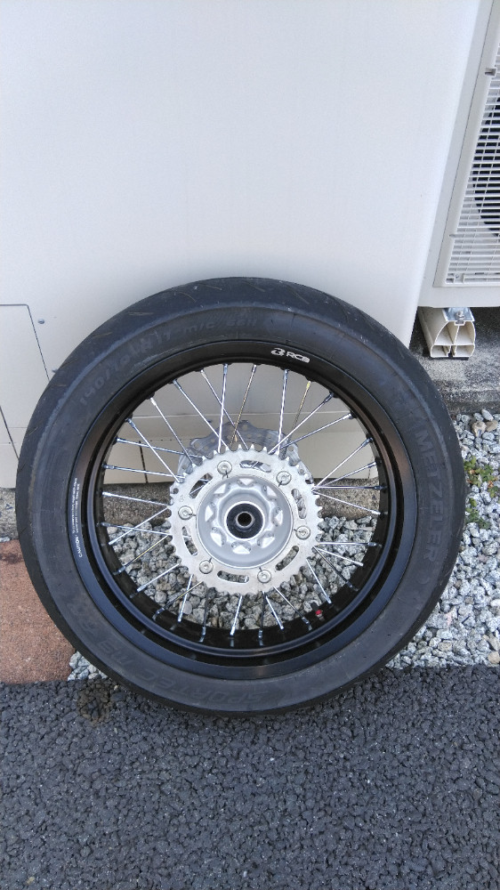 CRF250m純正ホイール 前110/70-17 後ろ130/70-17 【公式通販】