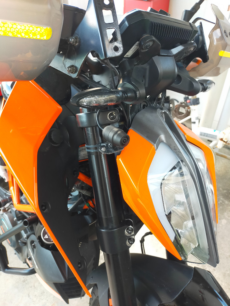 KTM 390 DUKE PLOT:プロト ドラレコカメラステーを使った、ファンタ