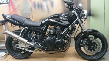 ヤマハ Xjr400 カスタムパーツ バイクパーツ通販 Webike