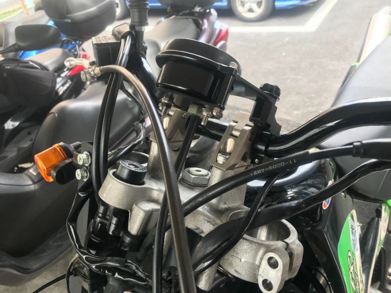 Kawasaki Dトラッカー Sansei Racing サンセイレーシング エンデュランスクランプを使った 非公開ユーザーさんのバイク 用品インプレッションです バイク用品レビュー 口コミ 適合情報 コスパや性能評価は ウェビック