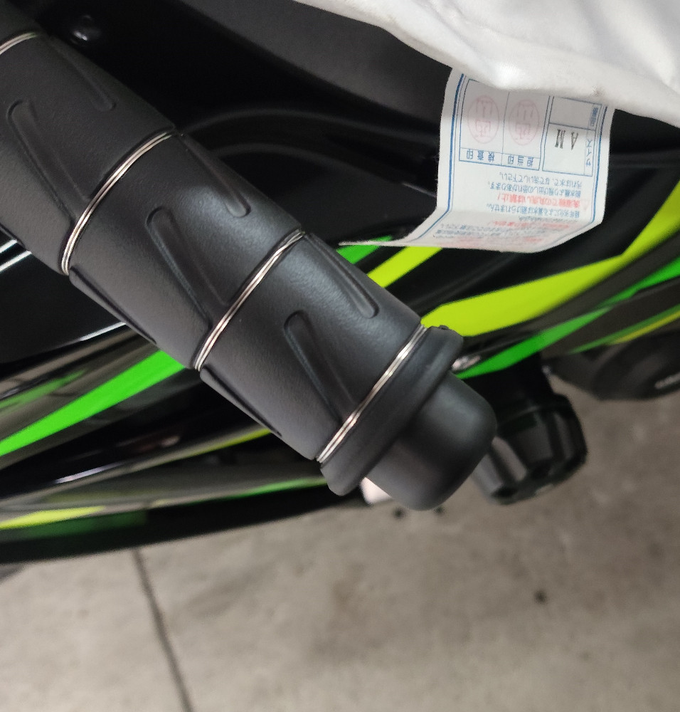 KAWASAKI ZX-10R SUPER NOW:スーパーナウ ハンドルバーエンドを使った