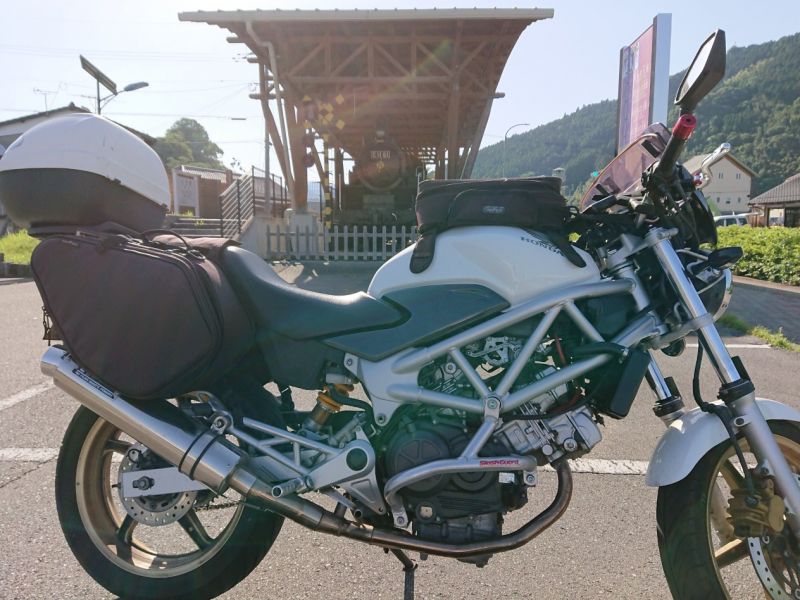 ホンダ Vtr250 リアキャリア 口コミ 動画インプレッション 1 バイクパーツ通販 Webike