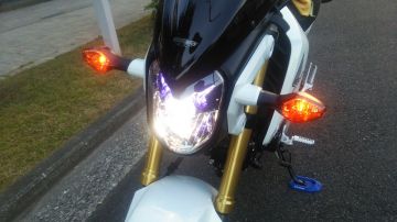 17 2bj Jc75 ホンダ グロム ハロゲンヘッドライトバルブ バイクパーツ通販 Webike