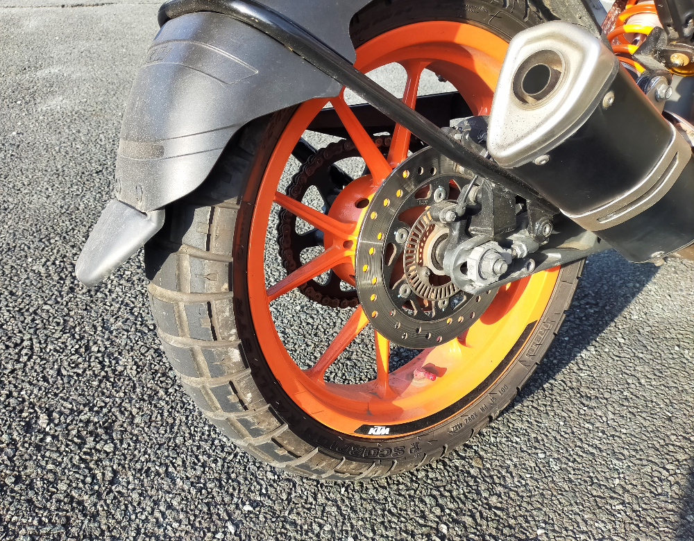 KTM 390 DUKE PIRELLI:ピレリ SCORPION RALLY STR 【150/60 R17 M/C