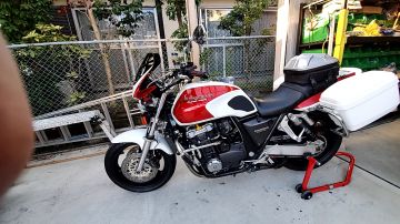 HONDA CB1000スーパーフォア(ビッグワン) HURRICANE:ハリケーン ZII-タイプ ハンドル キットを使った、まろ0327さんのバイク用品インプレッションです。バイク用品レビュー、口コミ、適合情報、コスパや性能評価は「ウェビック」