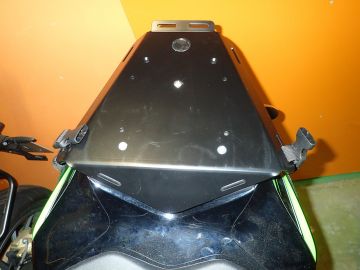 KAWASAKI ZX-6R HEPCO＆BECKER:ヘプコ＆ベッカー タンデムシート置換型