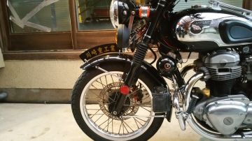W650 絶版品 クラシック フロントフェンダー（オスカー・OSCAR