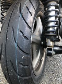 YAMAHA シグナスX SR DUNLOP:ダンロップ D307【120/70-12  51L】タイヤを使った、yyさんのバイク用品インプレッションです。バイク用品レビュー、口コミ、適合情報、コスパや性能評価は「ウェビック」