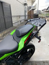 KAWASAKI ZX-25R ENDURANCE:エンデュランス リアキャリアを使った