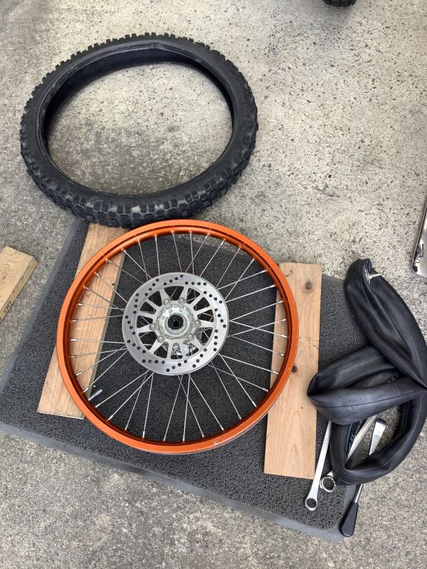 Webike Pirelli ピレリ Mt21 Rallycross 80 90 21 M C 48p Mt21 ラリークロス タイヤ Xtz125e 08 フロント用 オフロード エンデューロ ラリー 通販