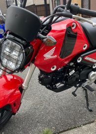 17 2bj Jc75 ホンダ グロム メーターバイザー バイクパーツ通販 Webike