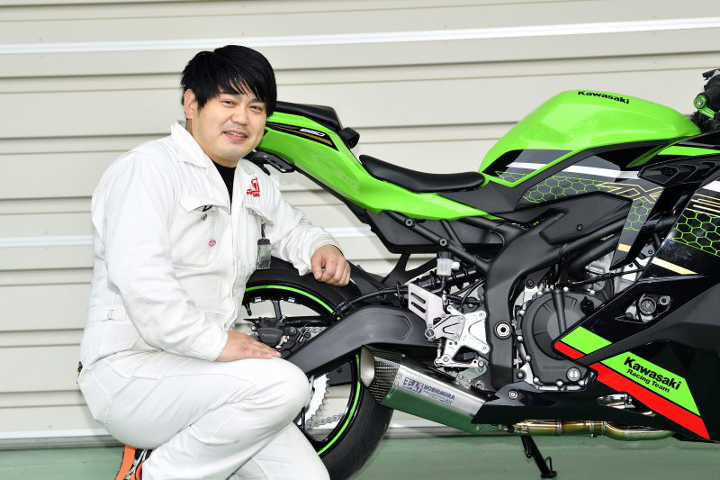 ヨシムラ HEPTA FORCE zx25r ヘプタフォース - オートバイ