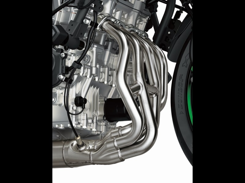 Kawasaki ZX-25R Responds to the Dawn of a New Era with a